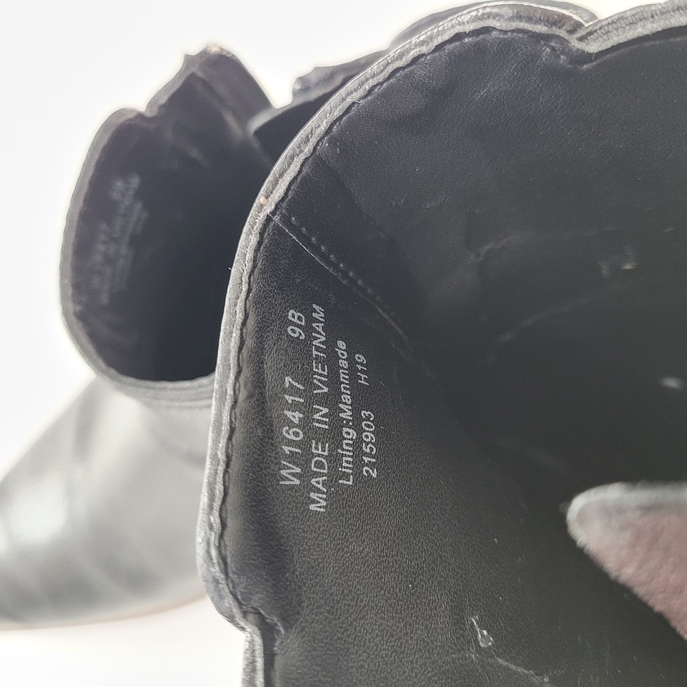 Cole Haan Hadlyn women's black leather zippered almond toe ankle booties size 9 - Picture 9 of 11